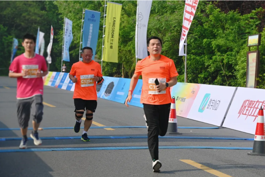 http://m.wuliu123.com.cn/Upload/ueditor/1714462695855452.png